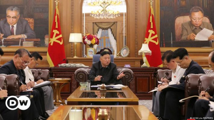 Koreja e Veriut, në krizë ushqimore/ Kim Jong-un thirrje qytetarëve: Hani më pak!