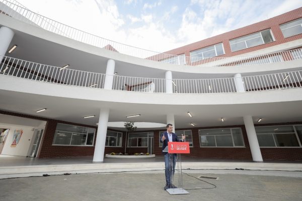 Shkolla e re “Qazim Turdiu” me ambjente moderne/ Veliaj” “Hapësira dyfish më të mëdha për nxënësit; vlera e pronës u rrit me 30%”