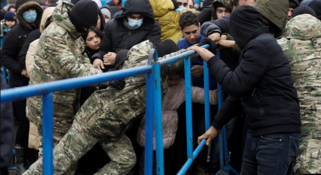 Rreth 600 emigrantë do të kthehen nga Bjellorusia në Irak
