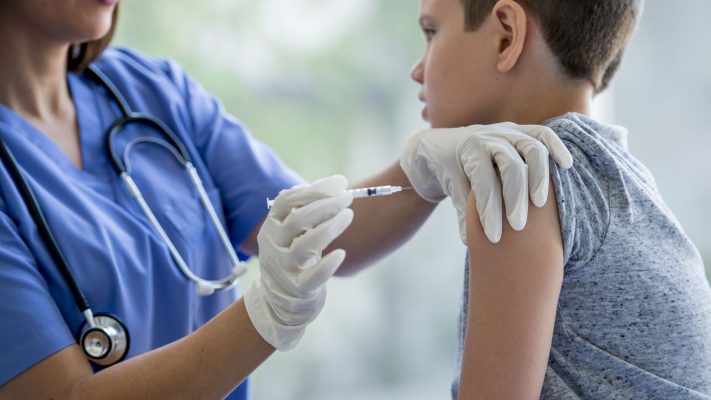 Prinderit: Jo vaksinës për fëmijët, hezitojnë edhe ata që kanë të vegjëlit me sëmundje kronike