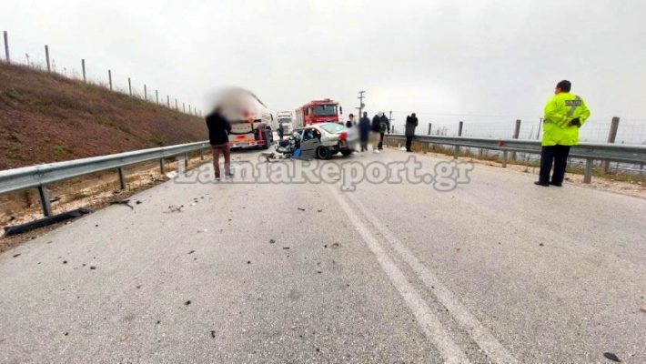 Foto-Kjo është familja shqiptare që u aksidentua në Greqi/ Vdiq babai, nëna dhe vajza, shpëton djali 17 vjeçar