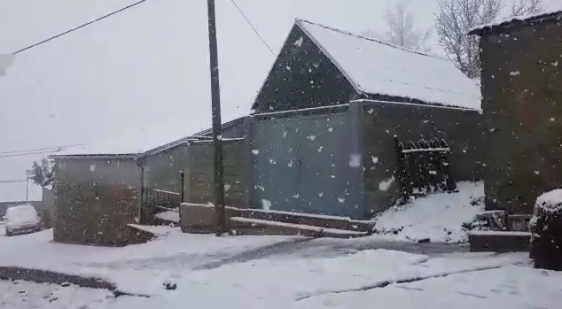 Video-Dimri mbërrin në Kukës/ Nisin reshjet e para të borës
