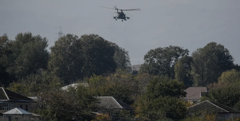 Rrëzohet helikopteri ushtarak, 14 të vdekur