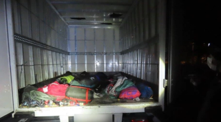 Policia spanjolle shkatërron një rrjet të trafikimit të emigrantëve nga Ballkani