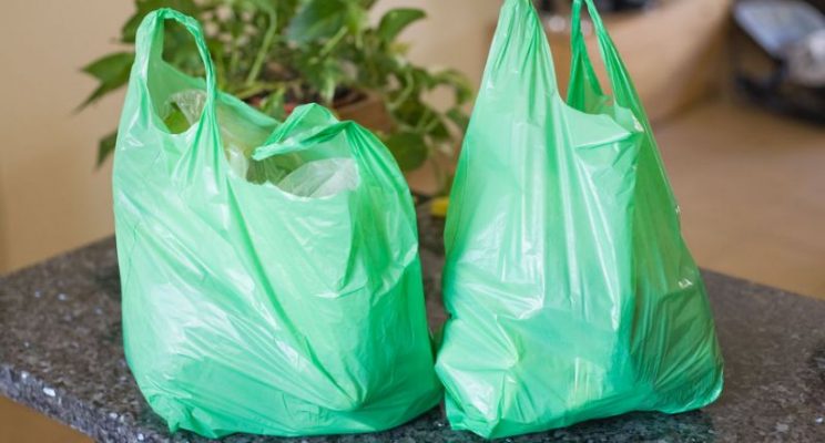 ​Kroacia do të heqë qeset plastike që përdoren në tregje