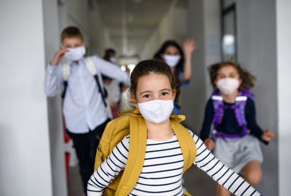VOA: Pandemia rriti rastet e dhunës tek fëmijët