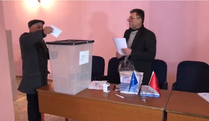 Referendumi në Dibër/ Kreu i Komisionit Hamza Leshi: Deri në orën 15:00 mund të votojë gjithë anëtarësia