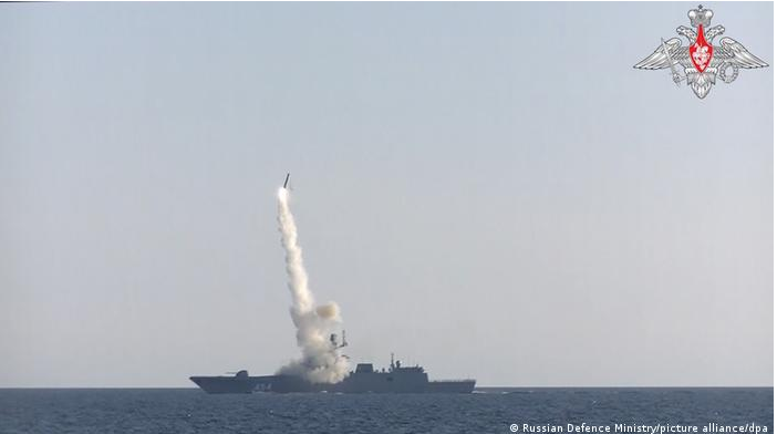 Rusia teston raketa supersonike