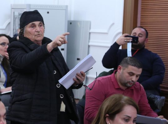 Meta reagon pas dëshmisë së nënë Lizës së ‘5 Majit’: Leksion kulture dhe dije deputetëve