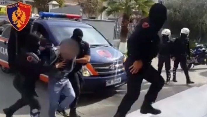 Dhunonte motrat dhe babain/ Arrestohet 30 vjeçari në Tiranë