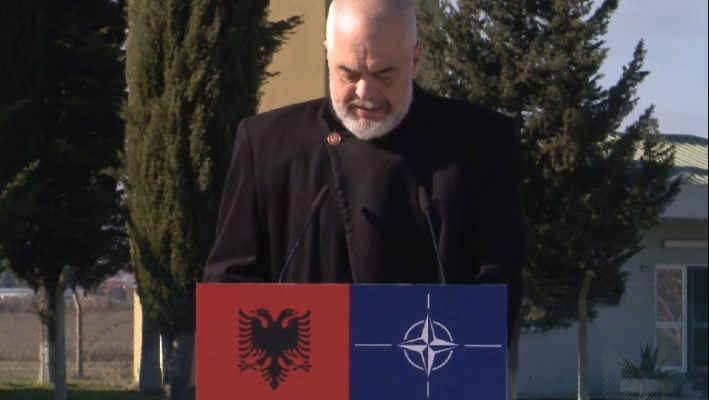  Baza ajrore e Kuçovës/ Rama: Ky investim tregon që vendi ynë është vlerë e shtuar në NATO!