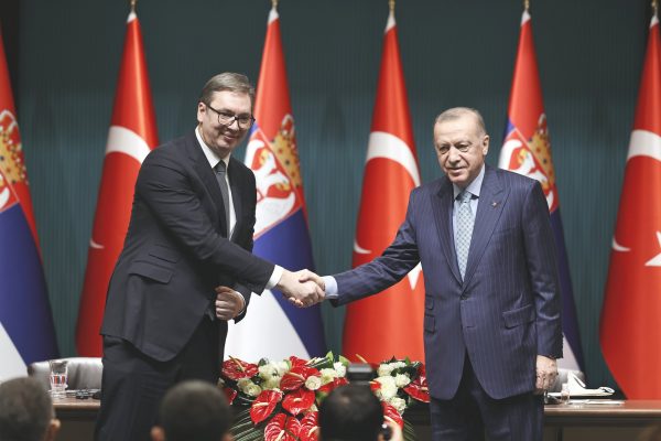 Erdogan pret Vuçiç në Ankara, ja për çfarë biseduan dy presidentët