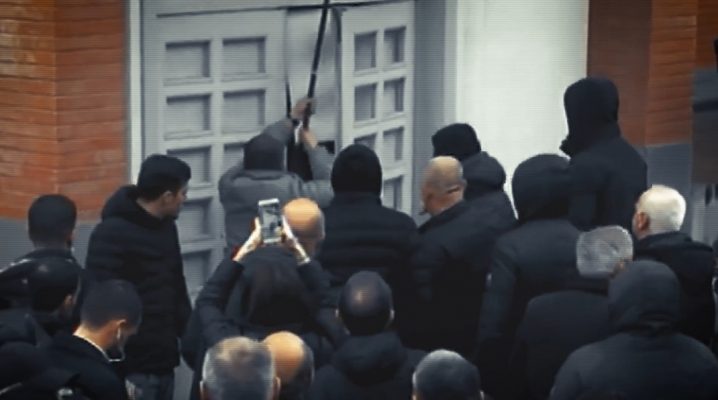 Basha nxjerr videon: Berisha orkestroi sulmin kundër PD