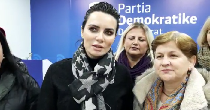 Grida Duma takim me gratë demokrate në Berat: E prisja gjithçka ndodhi në 8 Janar