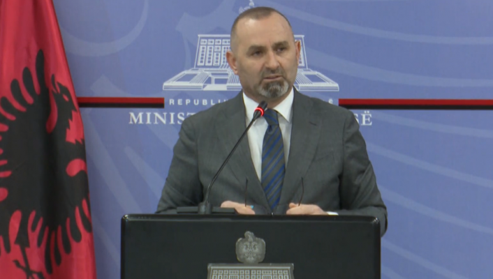 Abuzimet në Kadastrën e Durrësit, ministri Manja kërkon shkrirjen e drejtorisë së legalizimeve