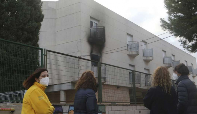 E rëndë/ Zjarri në azilin e të moshuarve në Spanjë, disa të vdekur