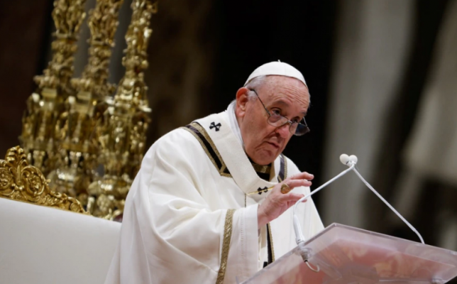 Papa Françesku i shqetësuar për krizën në Ukrainë