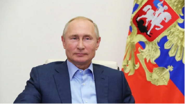 Peskov hedh poshtë spekulimet për shëndetin e Putinit