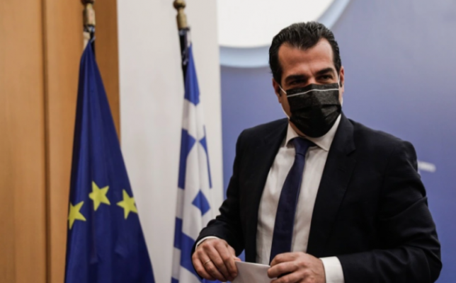 Greqia merr vendimin për bluzat e bardha: Kush s’vaksinohet deri më 31 Mars pushohet nga puna