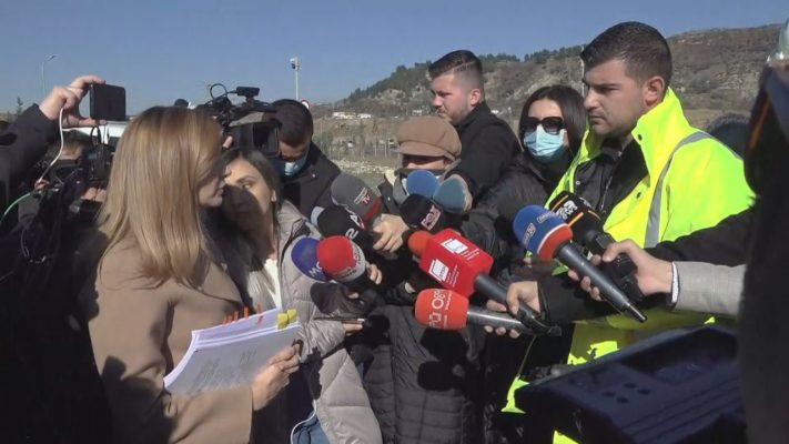 PD në inceneratorin e Tiranës/ Tabaku: Erdhëm që erdhëm, të kapim edhe ndonjë kriminel