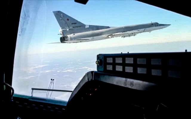 “Nxehet” situata; SHBA dërgon trupa e avionë në Poloni/ Rusia vendos bombardues në Bjellorusi
