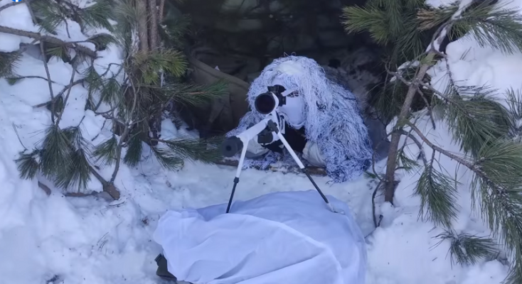 VIDEO/ Forcat Speciale të ushtrisë sfidojnë terrenin dhe borën, stërvitje e veçantë në Voskopojë