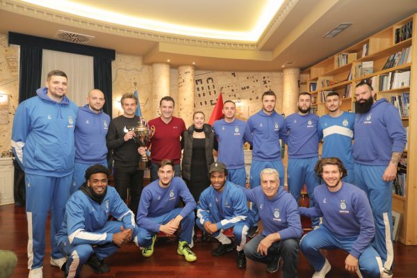 Tirana fiton kupën në basketboll/ Veliaj: Bashkia do shtojë mbështetjen për ekipin