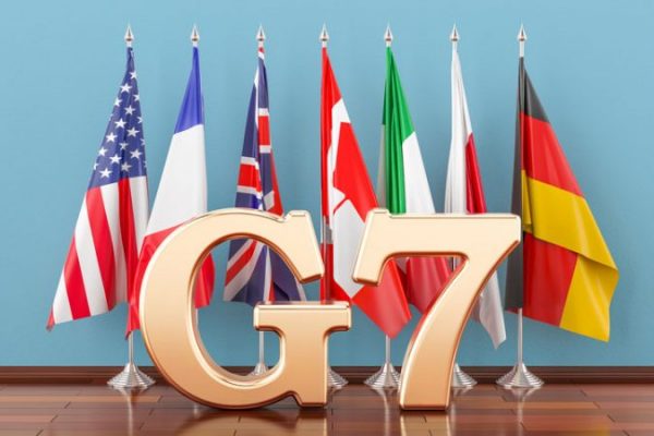 “Ktheu luftën në Evropë”/ Udhëheqësit e G7 dënojnë ashpër Putinin