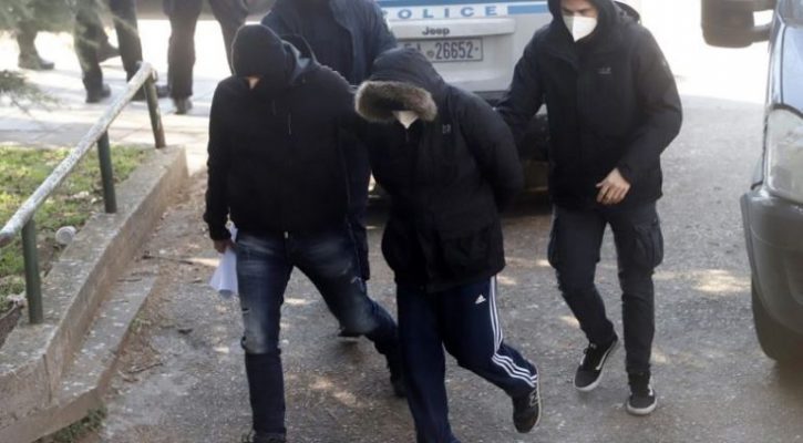 U vetë-dorëzua për vrasjen e 19-vjeçarit grek/ Zbardhet dëshmia e të riut shqiptar
