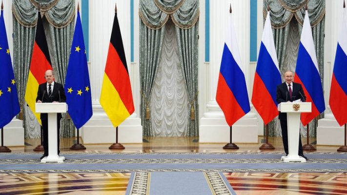 “Dialogu, thelbësor”/ Putin pas takimit me kancelarin Scholz: Nuk duam luftë në Europë