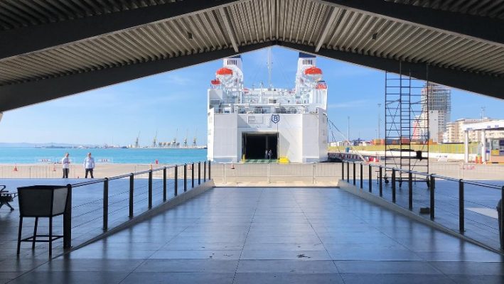Porti i Durrësit njofton pasagjerët: Anulohet udhëtimi drejt Ankonës