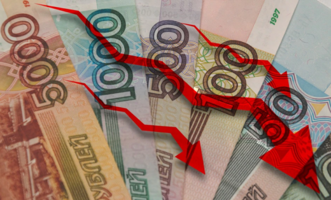 Rubla ruse zhvlerësohet në nivel rekord