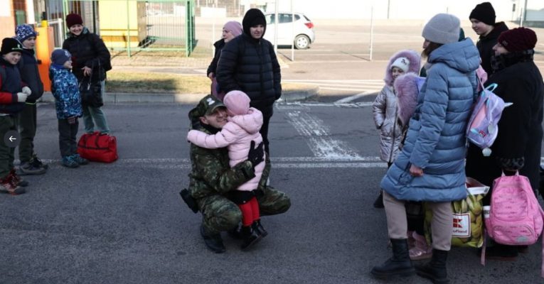 Që prej fillimit të pushtimit rus, 187 mijë ukrainas largohen në Poloni