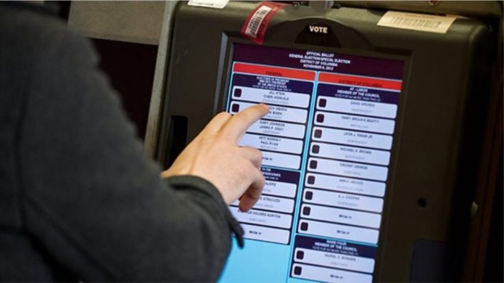 Votim e numërim elektronik në Vorë/ Aplikimi i teknologjisë nxjerr rezultatin në kohë të shpejtë