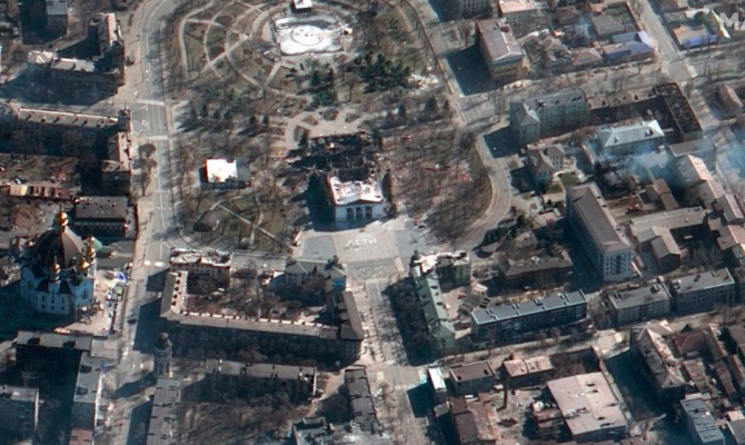 Dyshime për rreth 300 të vrarë pas bombardimit të teatrit në Mariupol