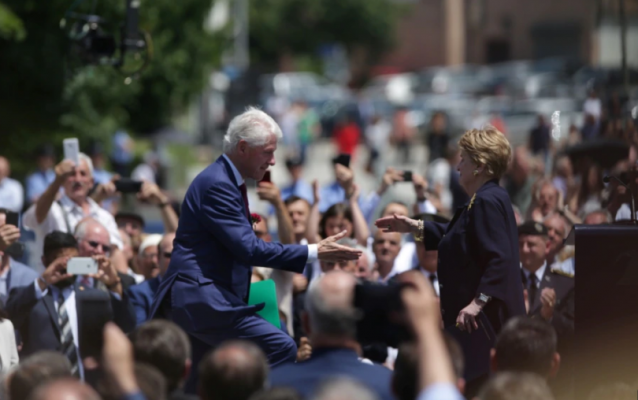 Bill dhe Hillary Clinton: Vdekja e ish-sekretares Albright, humbje e madhe për botën