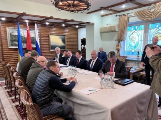 Nis raundi i dytë i bisedimeve Rusi-Ukrainë në Bjellorusi