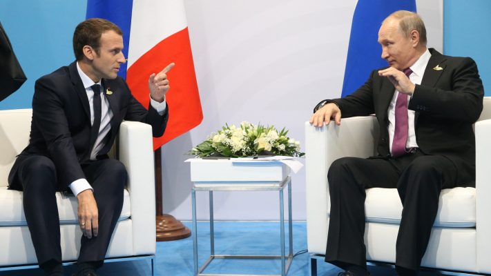 Putin flet me Macron: Do ti arrijmë objektivat tona në Ukrainë me çdo çmim, negociata ose luftë
