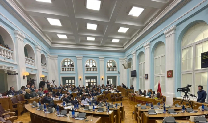 Parlamenti i Malit të Zi debaton zgjedhjen e kryeministrit dhe qeverisë së re