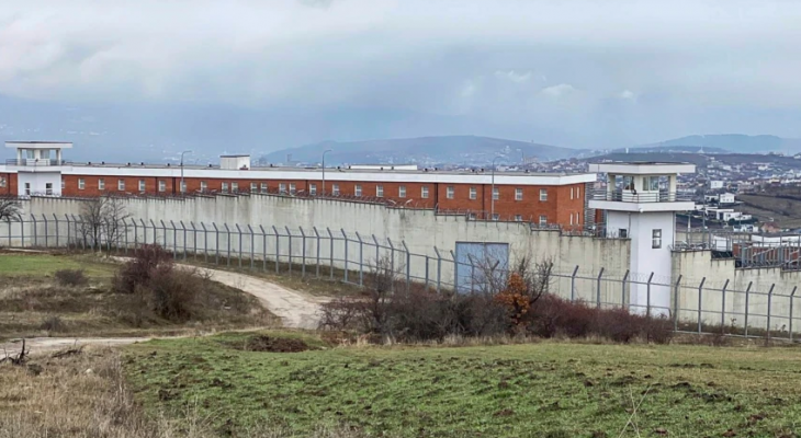 Danimarka nënshkruan marrëveshjen për të sjellë 300 të burgosur në Kosovë