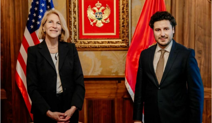 Zyrtarja e lartë amerikane takon Dritan Abazoviç: Duhen reforma ekonomike dhe luftë korrupsionit