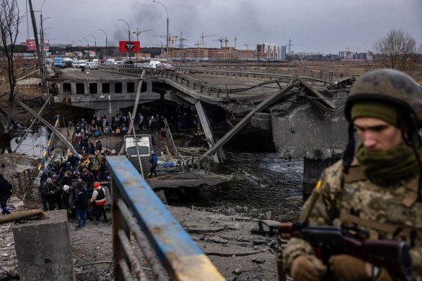 Rusia tërhiqet plotësisht nga veriu i Ukrainës, çlirohet edhe qyteti jugor Sumy