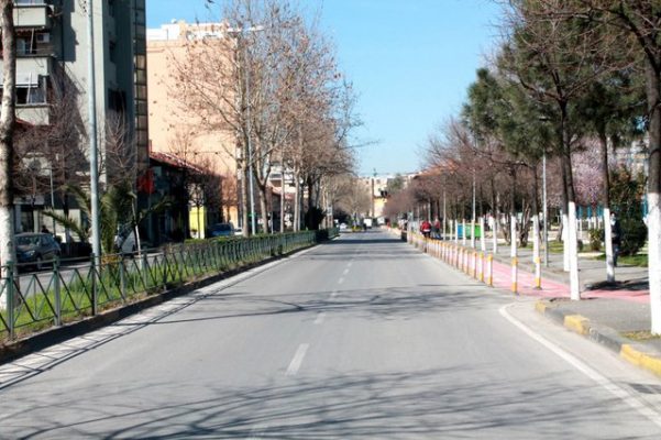 Nesër ‘Dita pa makina’. Ja segmentet ku kufizohet qarkullimi i automjeteve në Tiranë
