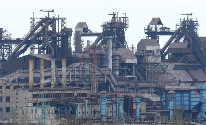 Ukraina ngre alarmin: Trupat ruse po përpiqen të hyjnë në fabrikën e çelikut në Mariupol