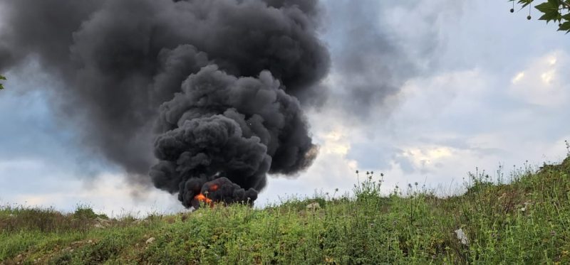 Zjarri mbulon zonën e Jallisë në Nartë