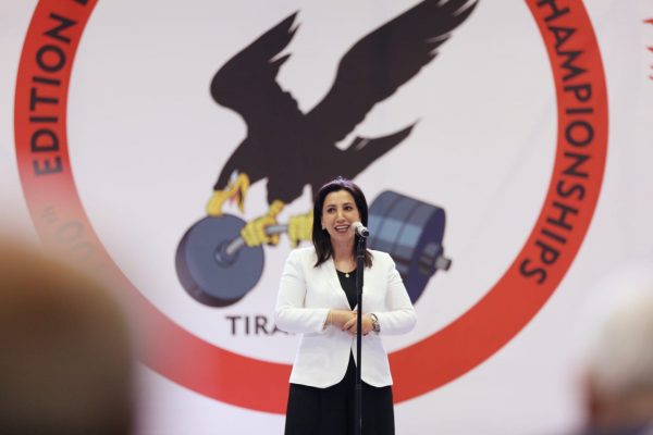 Kampionati i 100-të Evropian i Peshëngritjes / Ministrja Kushi: Shqipëria, me kapacitetet e duhura për evente të këtij niveli