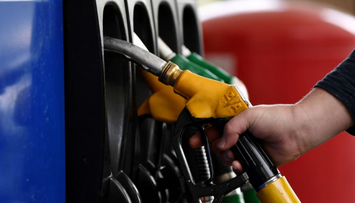 Nafta ulet me 6 lekë, gazi e benzina nuk ndryshojnë/ Bordi i Transparencës publikon çmimet e reja