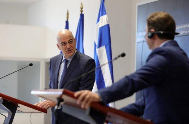 Ministri grek, Dendias nga Shkupi: Të fillojnë negociatat me Shqipërinë dhe Maqedoninë e Veriut