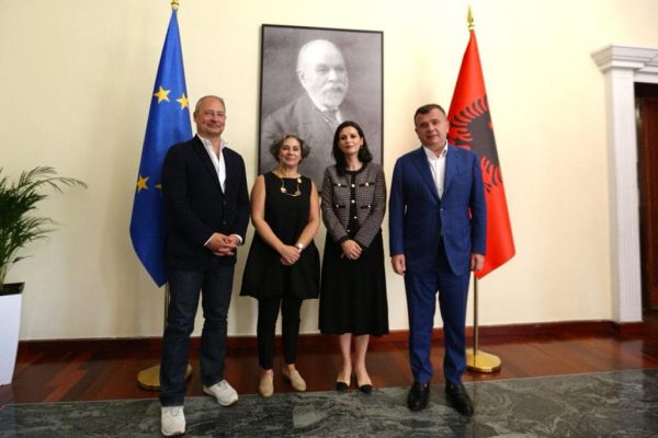 Balla takim me raportuesen e Shqipërisë në BE: Në fokus të diskutimeve Reforma në Drejtësi