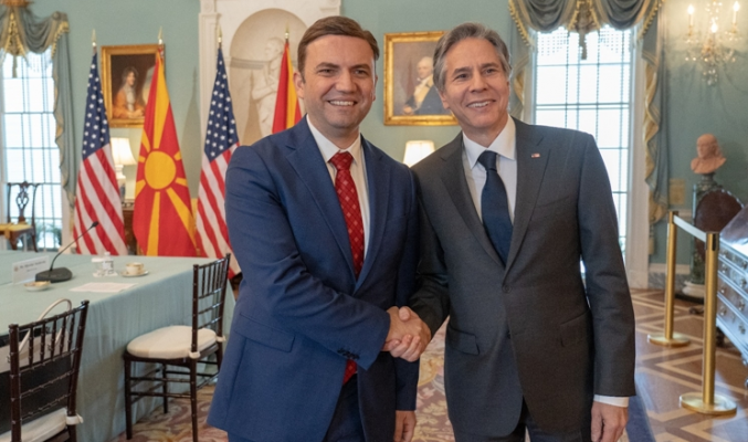 Bujar Osmani takon Blinken; SHBA mbështet hapjen e negociatave për Maqedoninë e Veriut